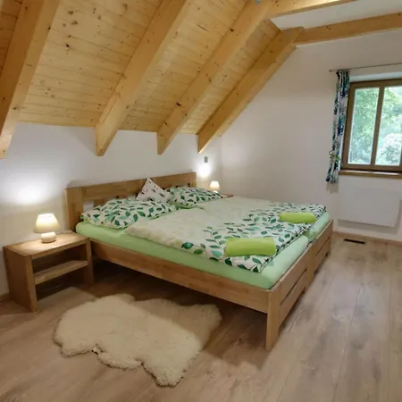 Vila Beautiful With Transportation Facilities *